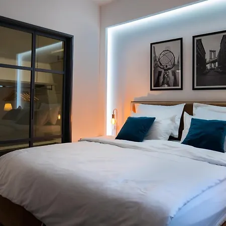 Apartment Skanderbeg Square Modern App - The Nest