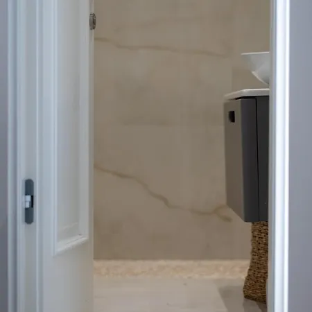 Skanderbeg Square Modern App - The Nest